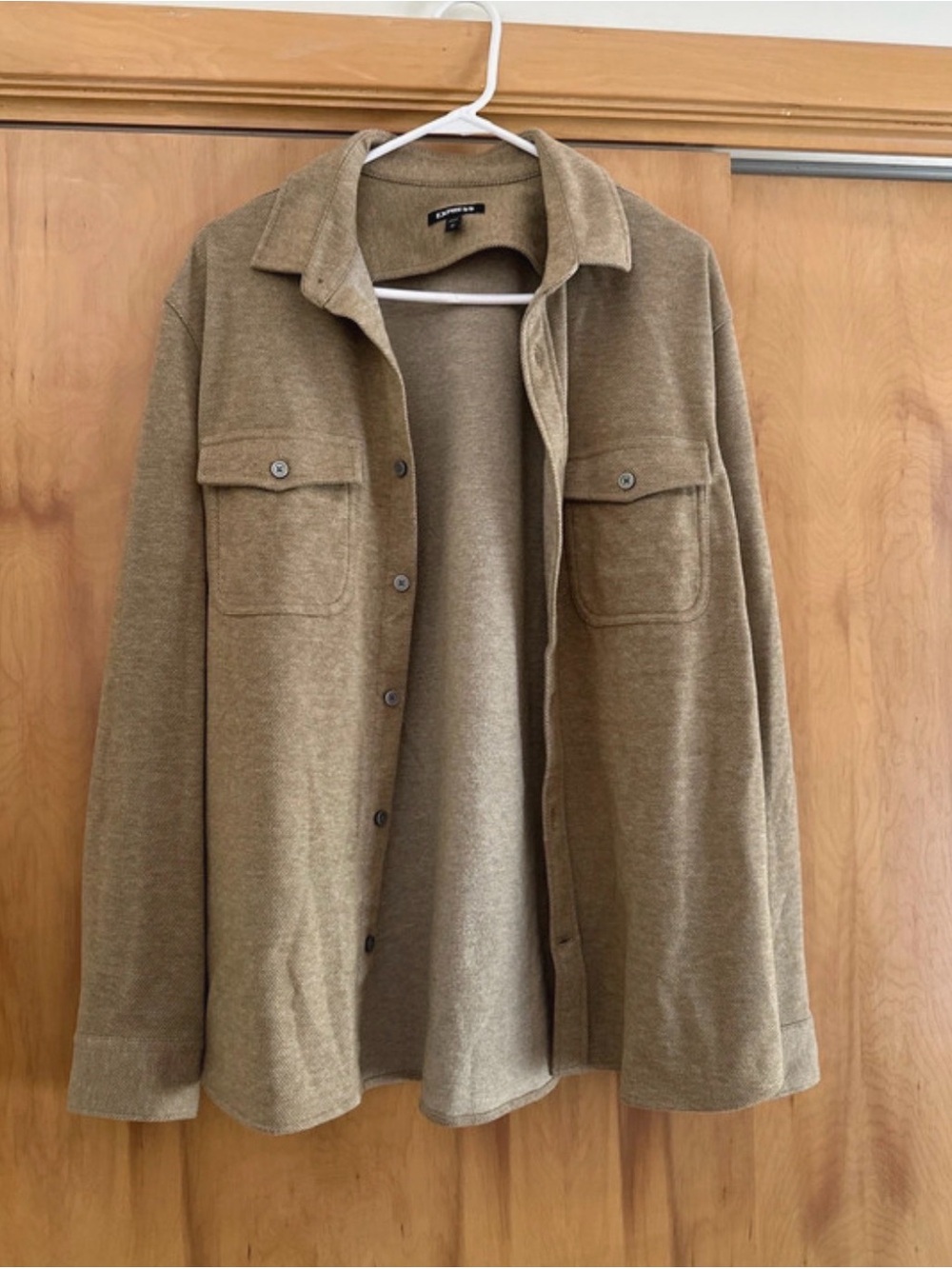 Express beige tan shacket size large button up